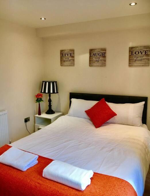 One Bedroom Flat In Central Londen Buitenkant foto