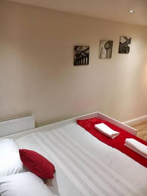 One Bedroom Flat In Central Londen Buitenkant foto